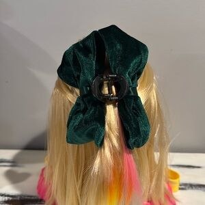 Double sided NEW green velvet claw clip